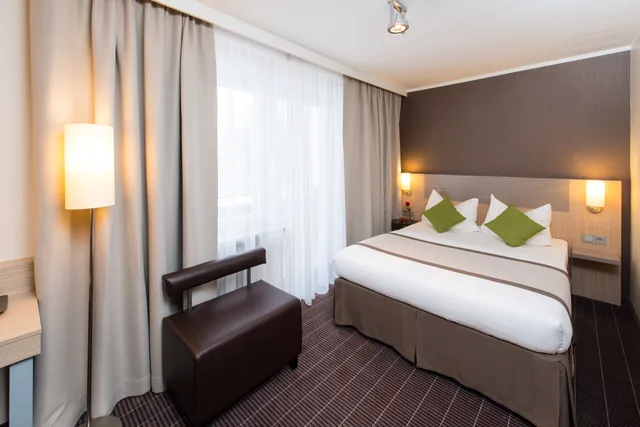 غرفة سوبيريور بسرير كوين، Hotel New Orly 1/2