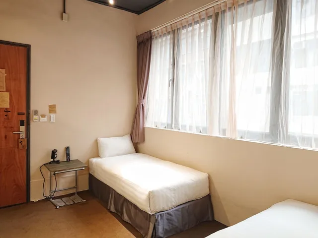 غرفة عائلية ثلاثية بإطلالة على المدينة، Cho Hotel 3/5