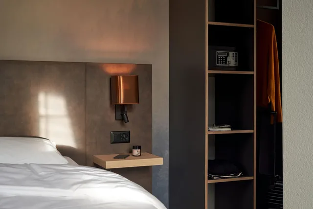 غرفة كومفورت مفردة، THE HEY HOTEL INTERLAKEN 3/7