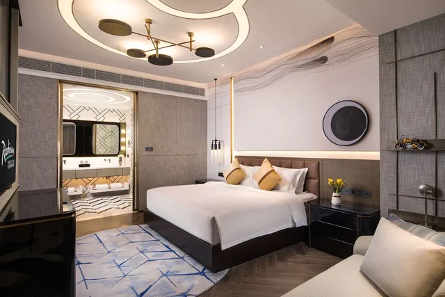 Star, Suite, King Bed، Radisson Ningbo Beilun 1/1