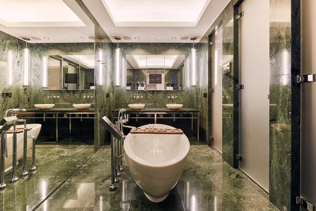 جناح رئاسي بسرير كينج، The Dolder Grand 6/7