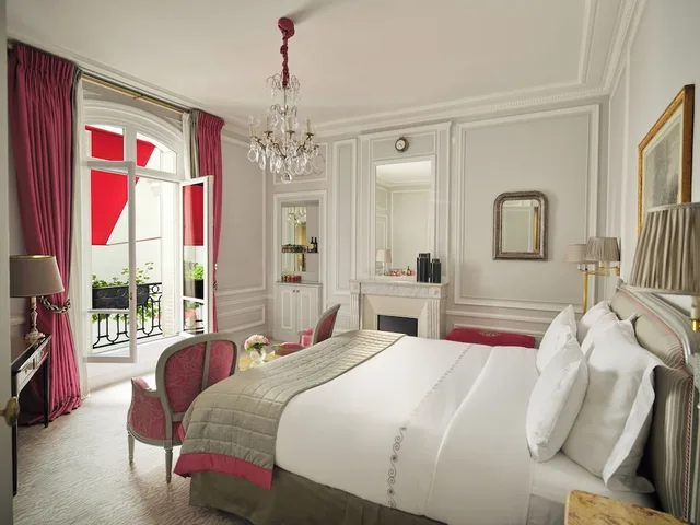 غرفة سوبيريور بسريرين منفصلين، Hotel Plaza Athenee 2/7