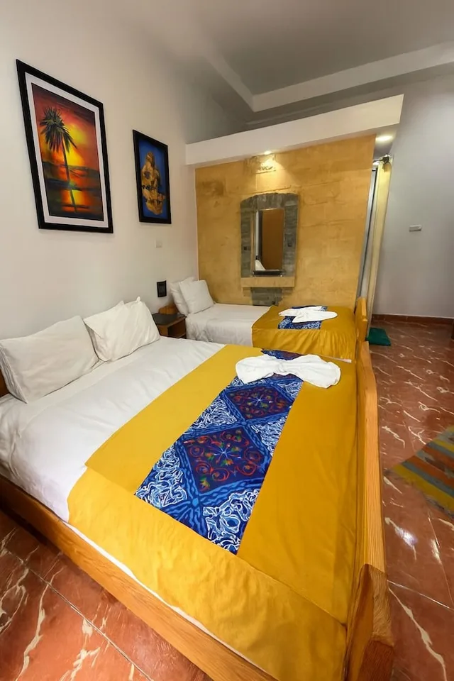 غرفة ديلوكس ثلاثية بسرير مزدوج وسرير فردي، Golden Hotel Cairo 4/10