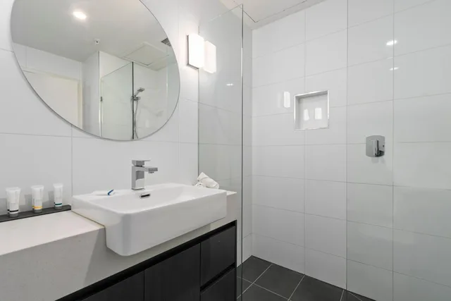 غرفة سوبيريور بسريرين كينج، Comfort Apartments Melbourne Central 4/5