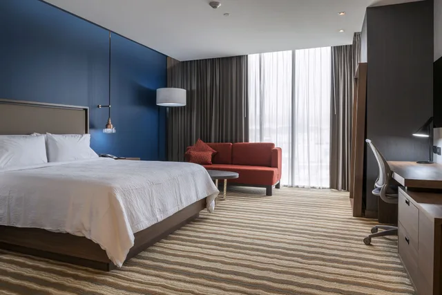 غرفة قياسية بسرير كينج، Hilton Garden Inn Chihuahua Chihuahua 2/10