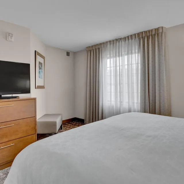 2 Bedrooms, Suite, King Bed, Accessible, Staybridge Suites Salt Lake-West Valley City 5/10