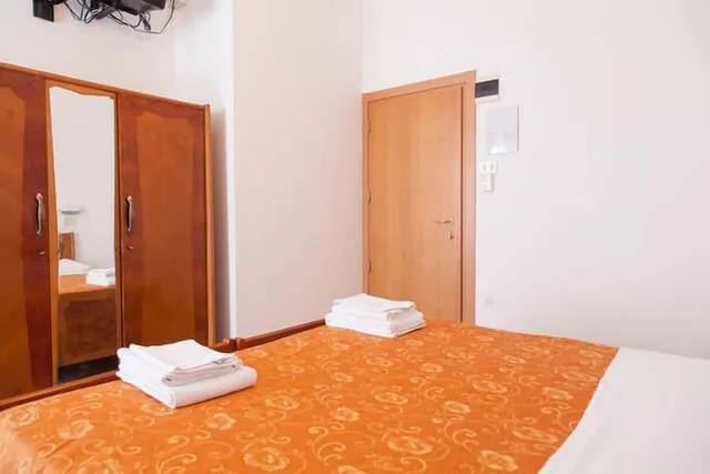 غرفة بسريرين منفصلين، Hotel Ronconi 2/3