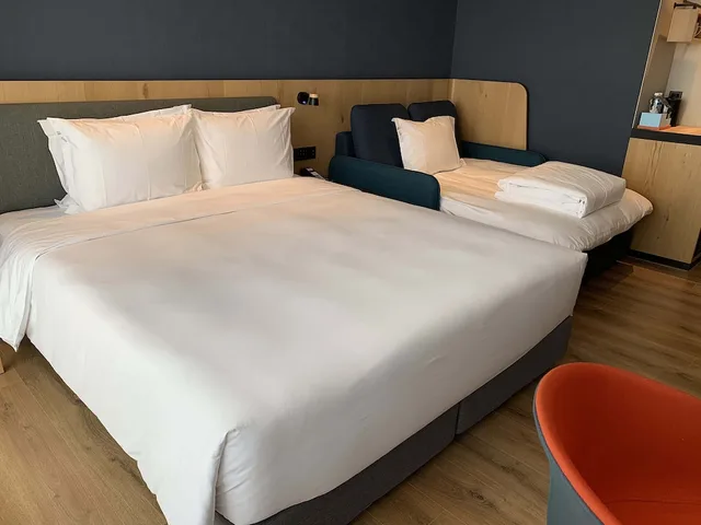 غرفة قياسية بسرير كينج مع أريكة، Holiday Inn Express Chiayi 7/9