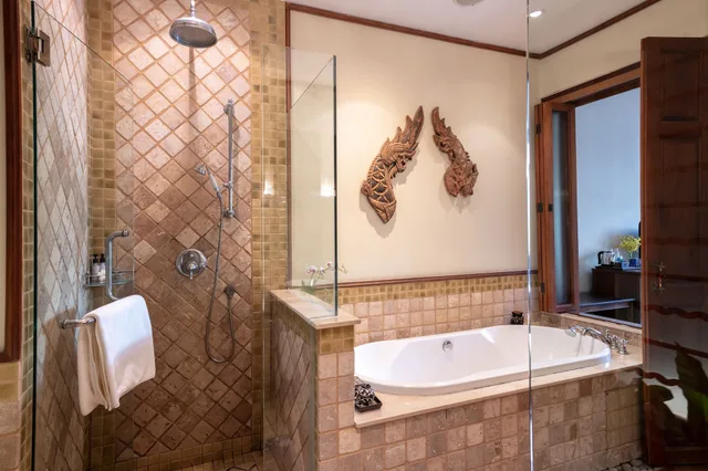 Deluxe, King Bed, Ariyasomvilla Bangkok 3/3