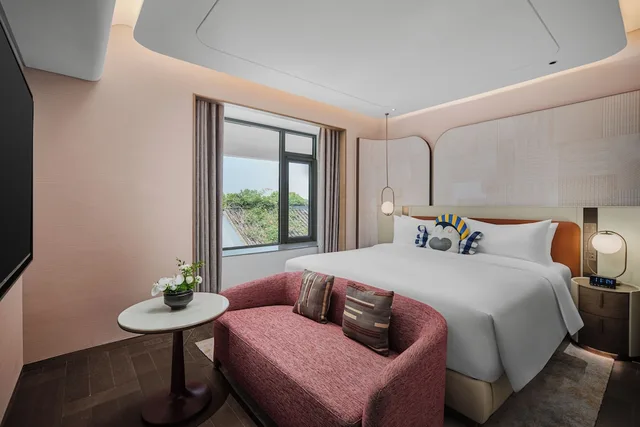 2 Bedrooms, Suite, King Bed, Two Story, voco Xitang by IHG 2/3