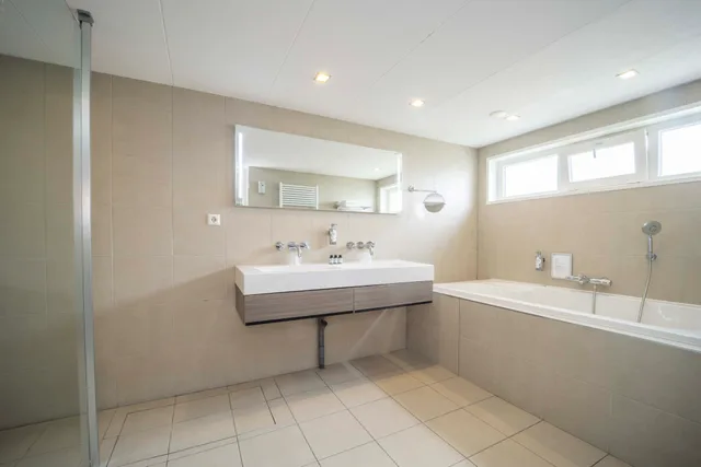Royal, Beach Suite, Fletcher Zuiderduin Beachhotel 3/6