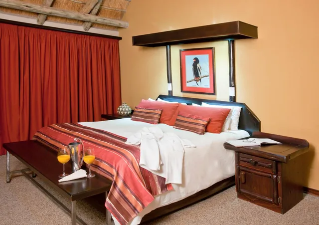 Suite, King Bed, Balcony, Hannah Game Lodge 3/6