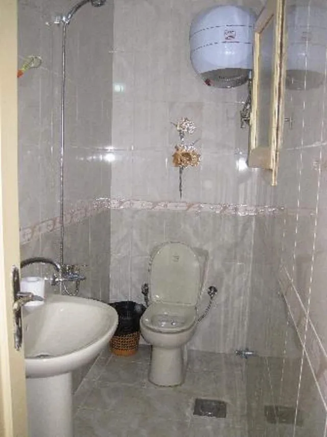 غرفة مفردة بحمام مشترك، Arabian Nights Hotel 4/4