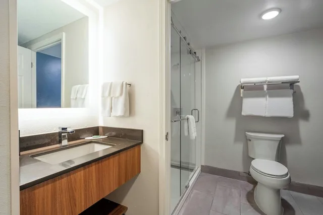 غرفة بسريرين كوين مع أريكة، Fairfield Inn Suites by Marriott Atlanta Kennesaw 8/9