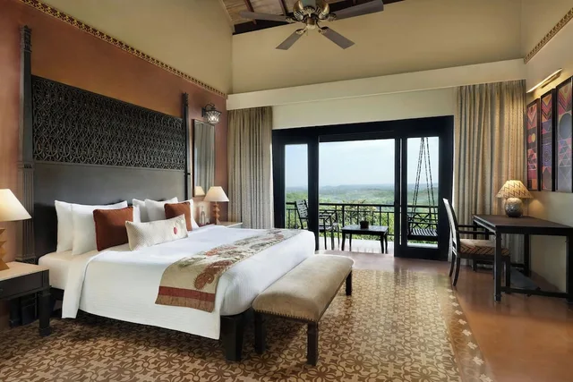 Suite, King Bed, Mountain View, The Fern Samali Resort 1/2