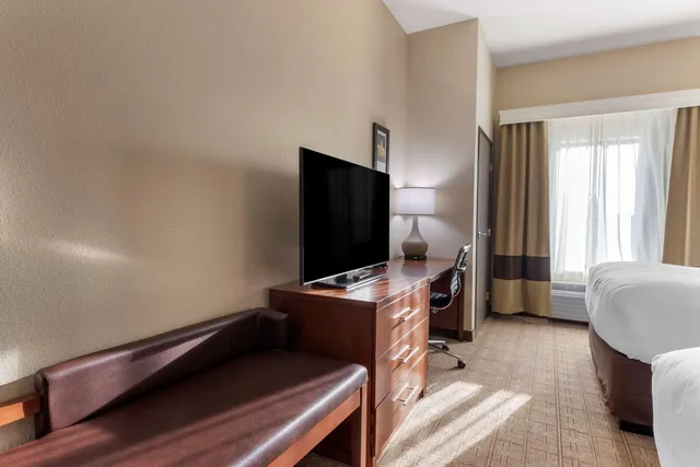 غرفة بسريرين كوين، Comfort Inn & Suites Mankato, MN 3/4