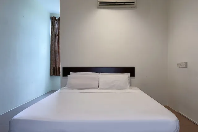 غرفة ديلوكس مزدوجة، SPOT ON 91178 Motel Impian 1/7