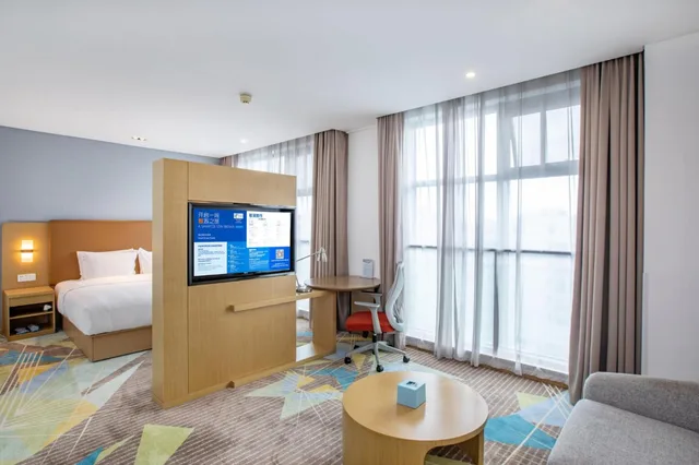 Xtra Space, Standard, King Bed, Holiday Inn Express Changzhou Xinbei 7/7