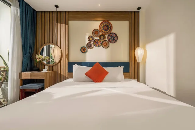 غرفة ديلوكس بسرير كينج بشرفة، Southern Hotel Hoi An 4/10