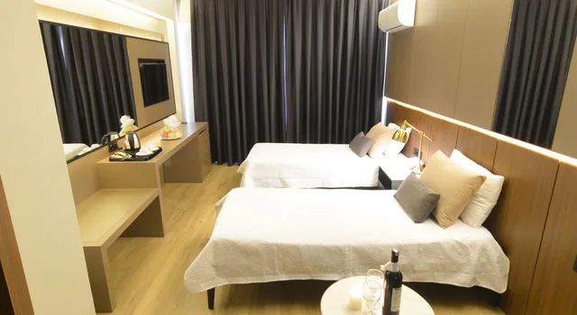 غرفة بسريرين منفصلين، Ring Downtown Hotel 1/3