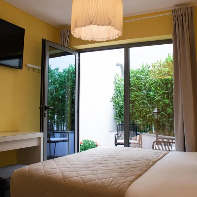 غرفة بسرير مزدوج بشرفة، Kavia Hotel do Largo 6/10