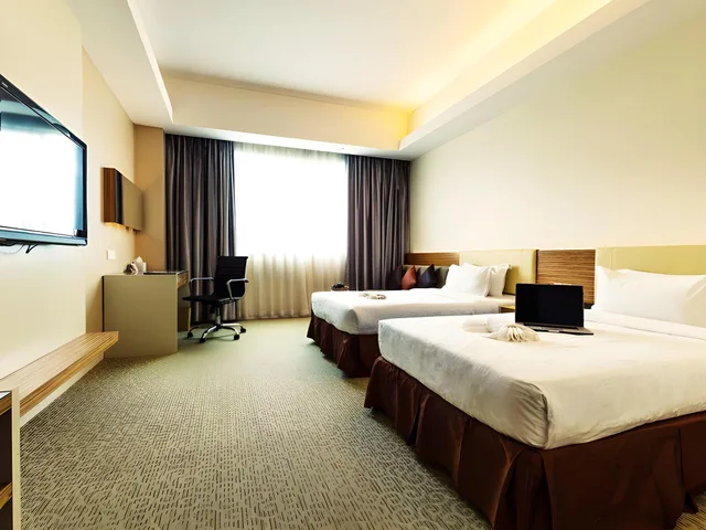 غرفة ديلوكس بسرير كينج وسريرين منفصلين، Ixora Hotel Penang 1/1