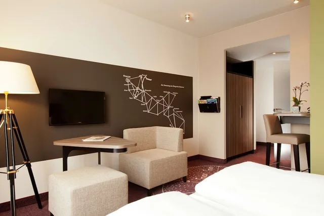 غرفة كومفورت بسريرين منفصلين، Steigenberger Parkhotel Braunschweig 3/6