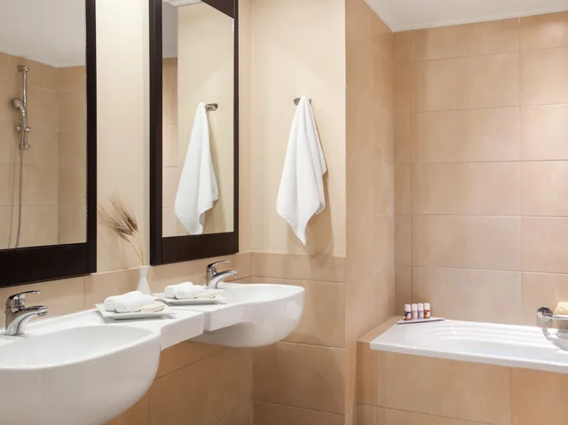 غرفة مزدوجة ديلوكس بانورامية، Grecotel Filoxenia Kalamata 7/10