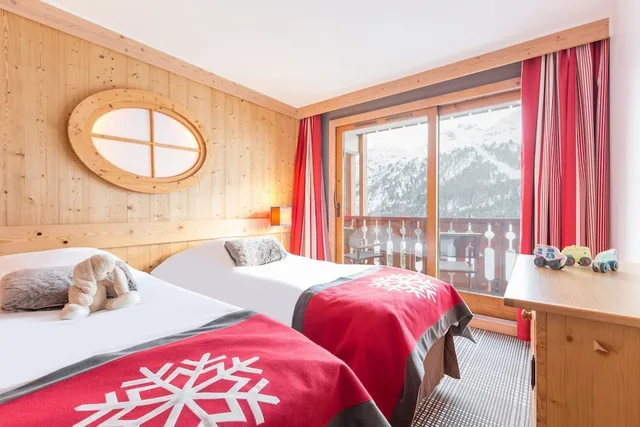 شقة بسريرين منفصلين بغرفة نوم واحدة مع أريكة، Residence Pierre Vacances Premium Les Crets 1/7