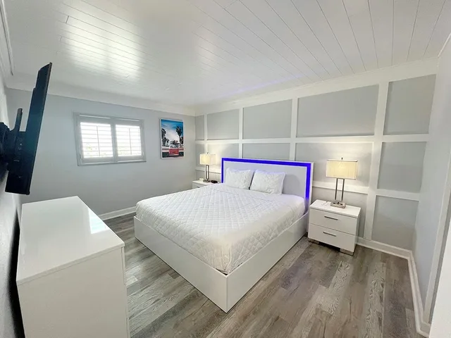 Suite, King Bed, Beach Front, Sofa, Balcony، Lani Kai Beachfront 2/10