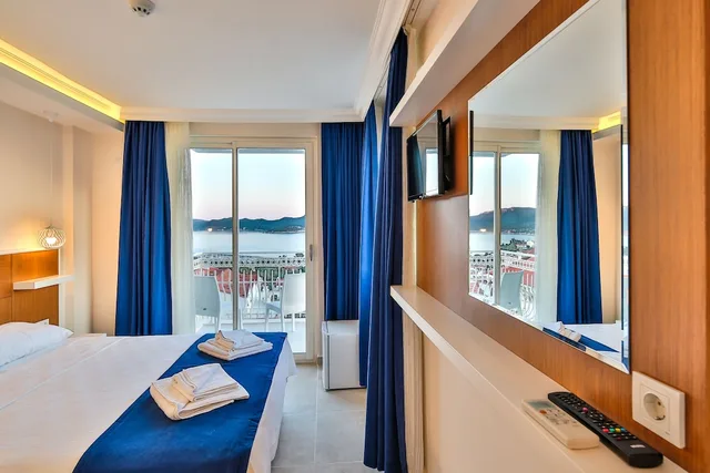 غرفة قياسية بإطلالة على البحر، Kas Artemis Hotel 3/4