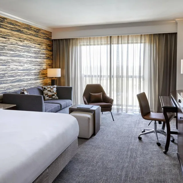 Guest Room, Deluxe, King Bed, with View, Balcony or Patio، JW Marriott San Antonio Hill Country Resort & Spa 2/4