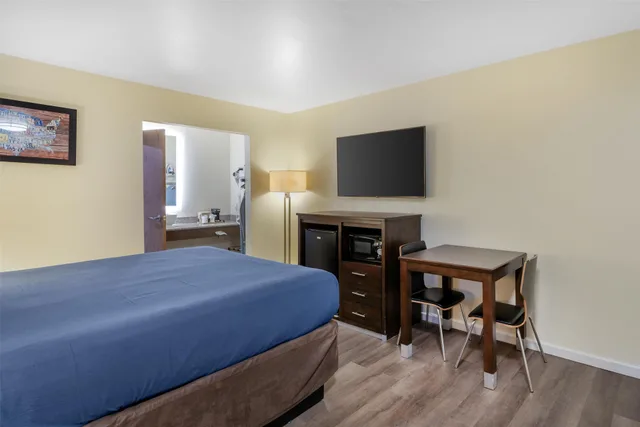 غرفة لذوي الإعاقة، SureStay Hotel By Best Western Williams 4/9