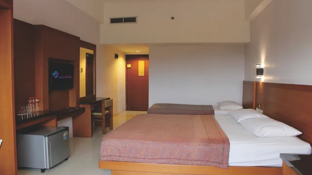 غرفة عائلية للمدخنين، Hotel Asia Solo 1/2