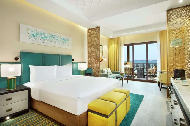 Bay Club, Connecting, Family, Sea View، Double Tree by Hilton Resort and Spa Marjan Island 1/3