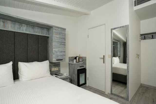 Room, Double Bed, Attic، Faros Taksim Hotel 5/10