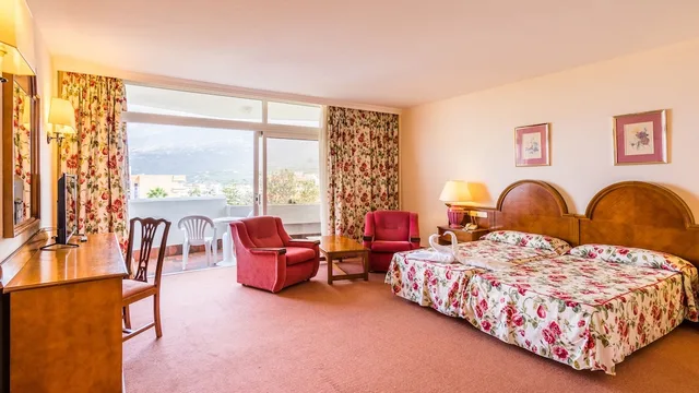 غرفة سوبيريور بسريرين منفصلين بإطلالة على البحر، BLUESEA Puerto Resort 1/2