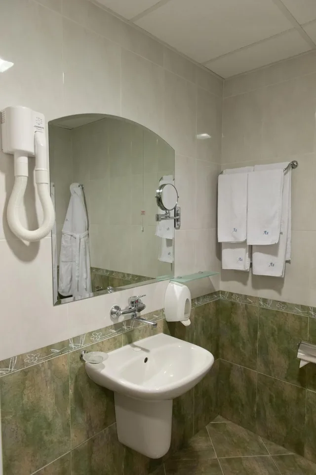 جناح عائلي بشرفة، Hotel Astrea 5/5