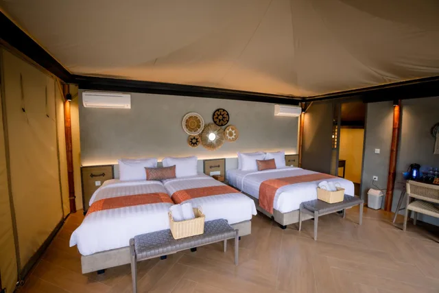 Willy, Tent، JSI Resort 1/6