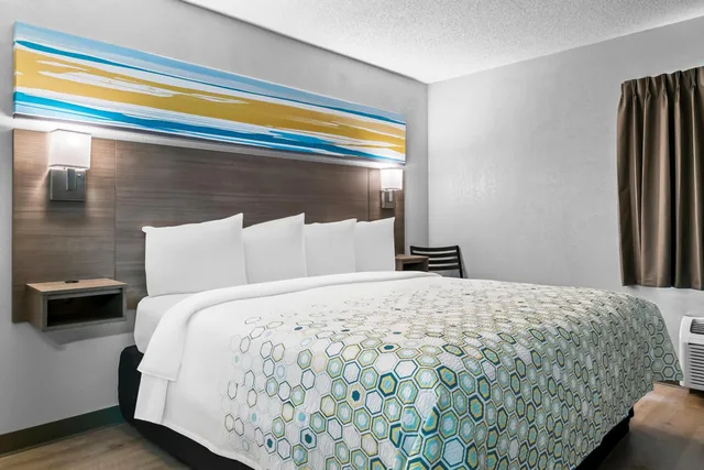 استوديو بسرير كينج، Red Roof Inn Flint 4/10