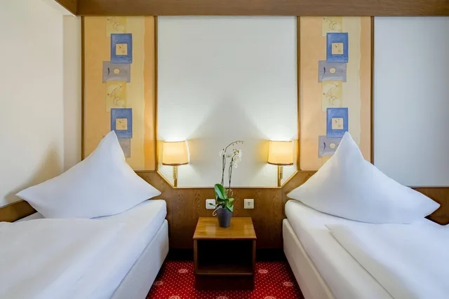 غرفة بسرير مزدوج لذوي الإعاقة، Aspire Oldenburg, Trademark Collection by Wyndham 3/10