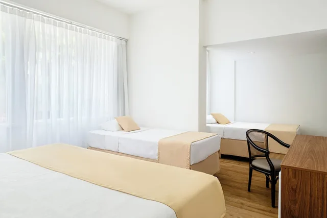 غرفة عائلية، Savoy Othon 3/7