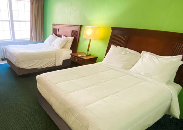 غرفة بسريرين كوين، Knights Inn Lake City Fl 2/2