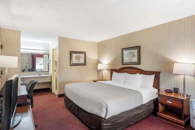 غرفة قياسية بسرير كينج، Quality Inn Gettysburg Motor 3/9
