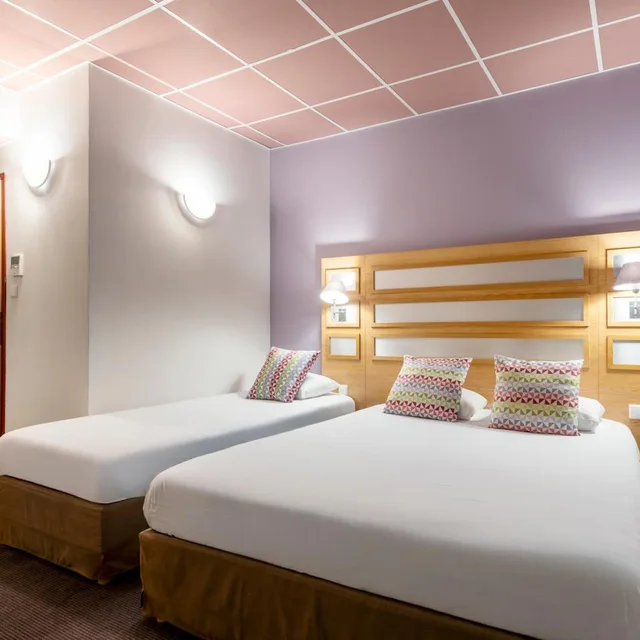 غرفة ثلاثية بسرير مزدوج وسرير فردي، Hotel Campanile Metz Nord - Talange 4/9
