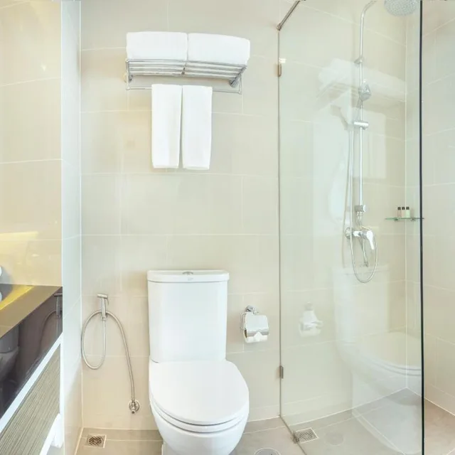 Hollywood Twin، Anajak Bangkok Hotel 6/7