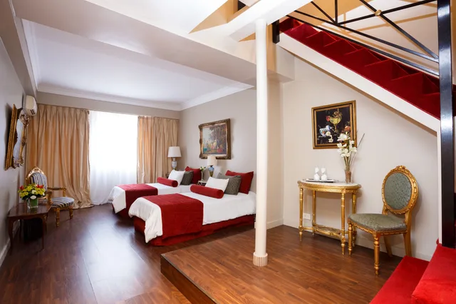 غرفة قياسية رباعية بسرير كوين وسريرين منفصلين، 1253 Recoleta Small Hotel 2/10