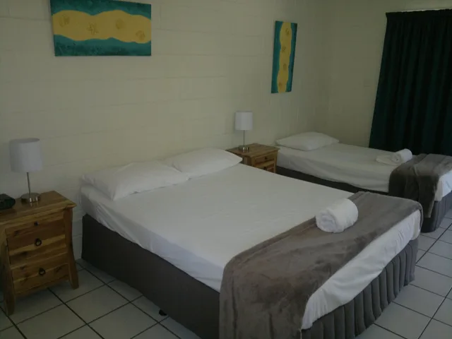 Studio, Queen Bed, WHITSUNDAY ON THE BEACH 1/2