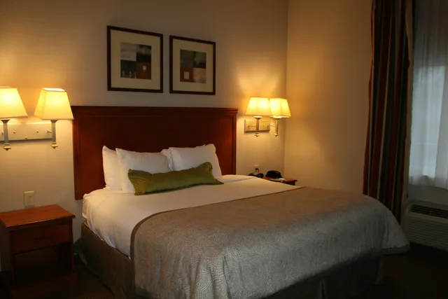 استوديو بسرير كوين، Candlewood Suites Bordentown-Trenton 3/9