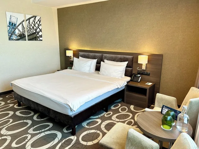 غرفة بريميوم بسرير فردي، HOLIDAY INN DABROWA GORNICZA 1/8
